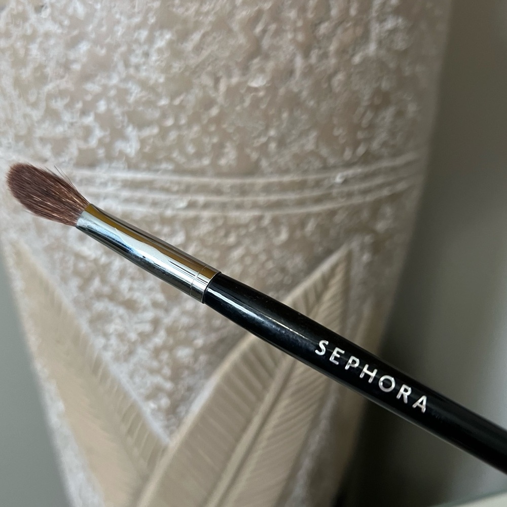 Sephora Pro Brush Drawing Blending Brush 42